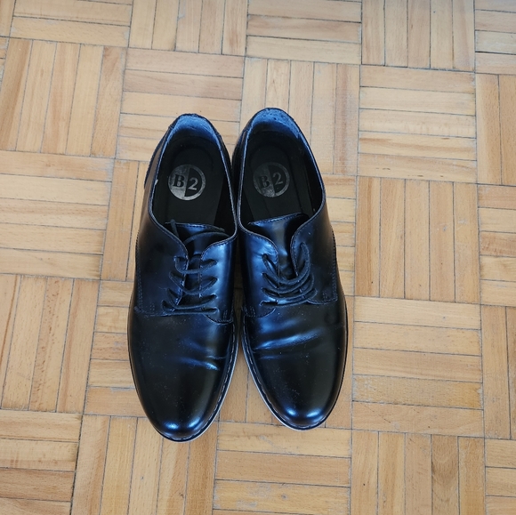 B2 Black Leather Shiny Oxford Boots - Picture 4 of 4